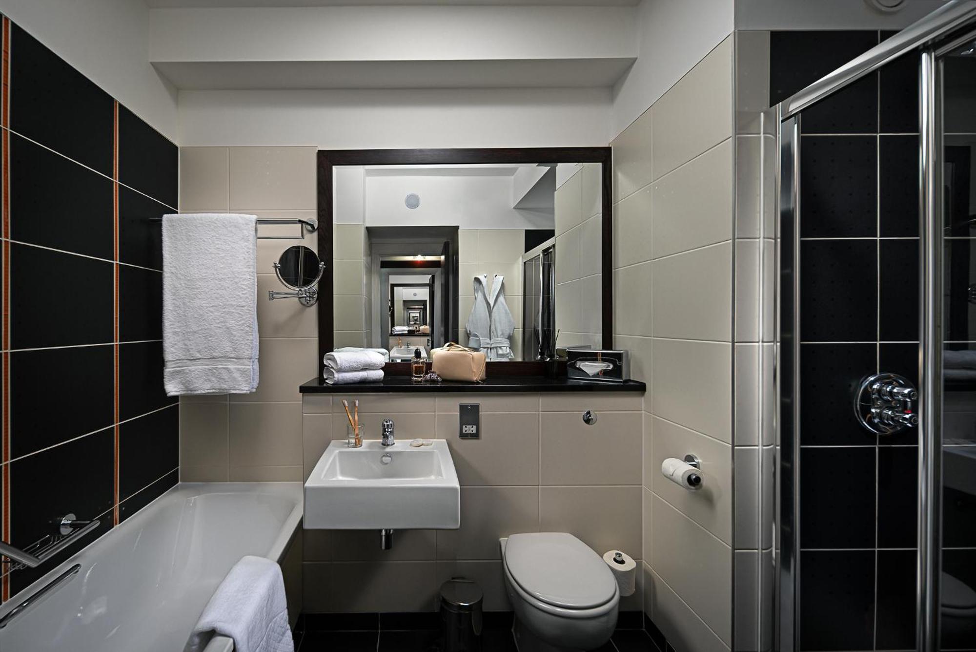 Hotel Carlton Blanchardstown